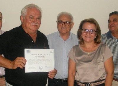 Joaquim Fontenele, segundo lugar como Servidor Padro. Diploma Prata.